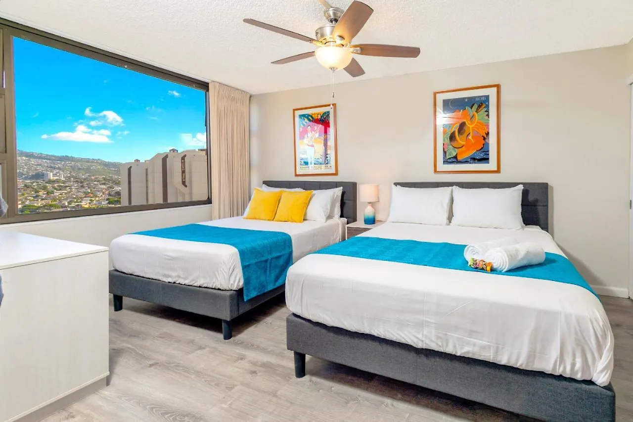 Apartment Warm Aloha Vibes, Mountain Views, Short Walk To Beach, And Free Parking Honolulu United States