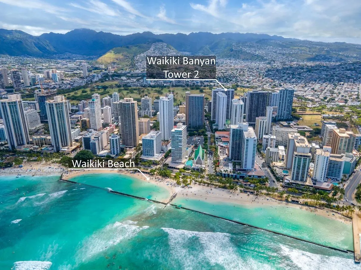 Warm Aloha Vibes, Mountain Views, Short Walk To Beach, And Free Parking Honolulu